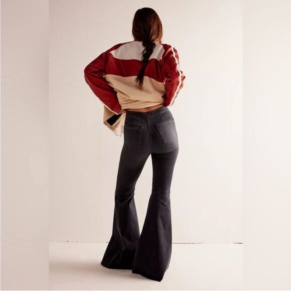 Free People Just Float On Ruffle Flare Jeans Wide Leg Bell Bottoms Gray Size 27 - Picture 4 of 12